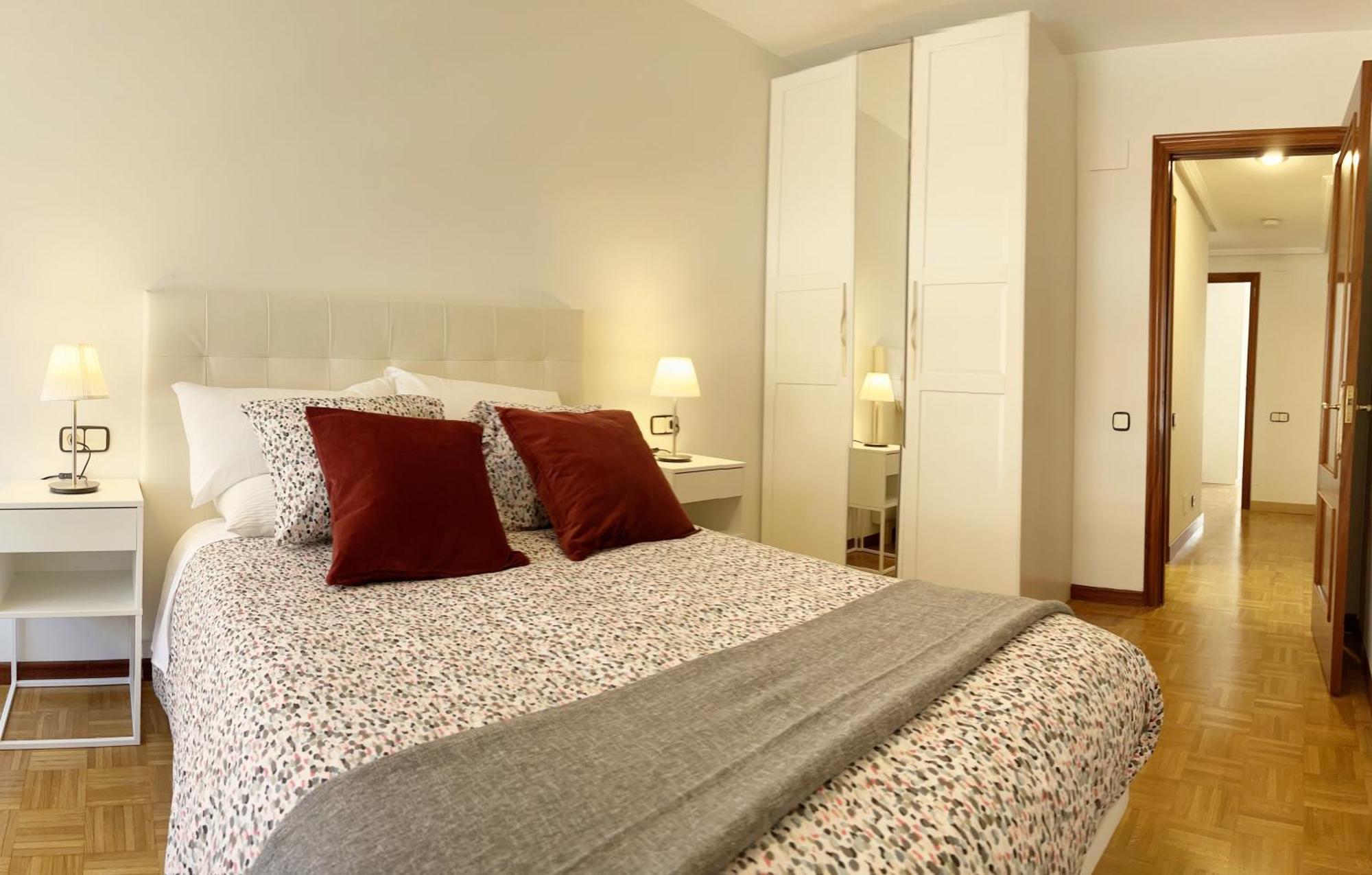 Apartamento Europa CentriC Oviedo Esterno foto
